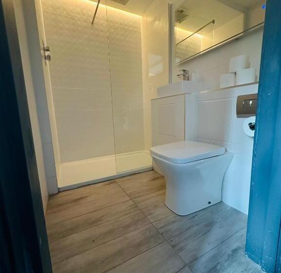 Семейный Номер Deluxe, My Motel Glasgow Airport