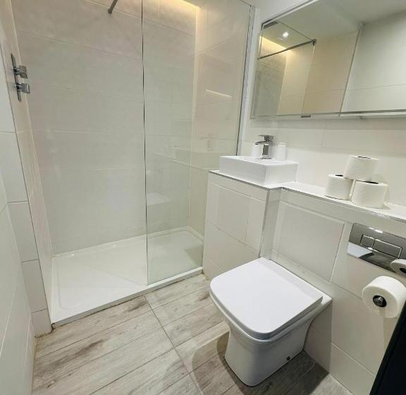Номер Deluxe, My Motel Glasgow Airport