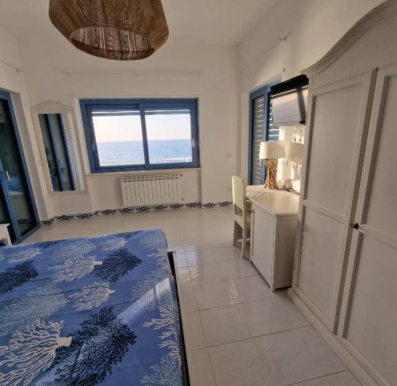 اتاق استاندارد چهار تخته, Villa Gaia