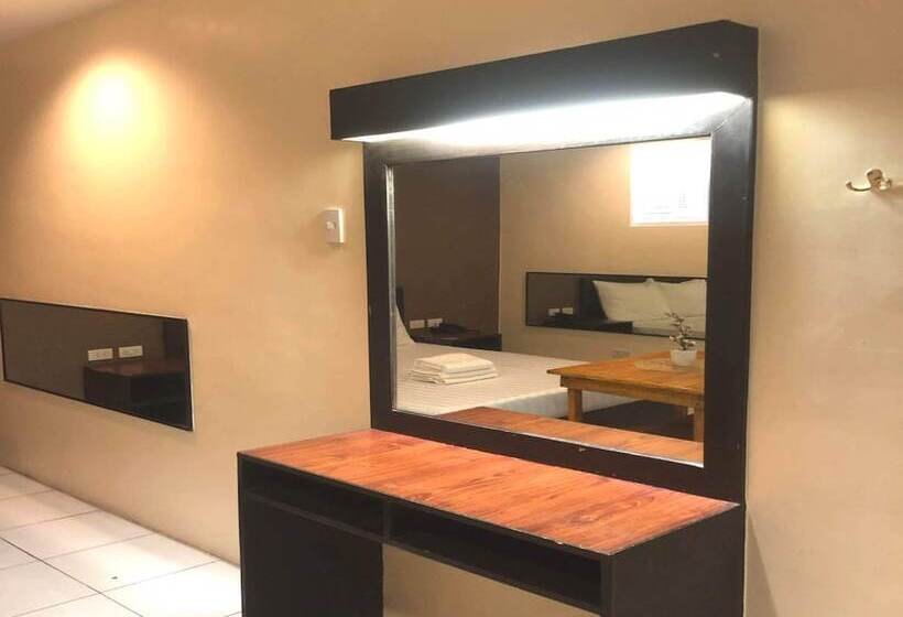 디럭스 룸, Camarin Prime
