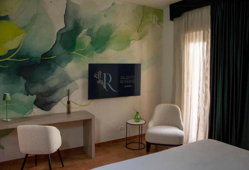 اتاق لوکس, Reserve Salento