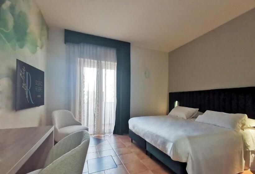 اتاق لوکس, Reserve Salento