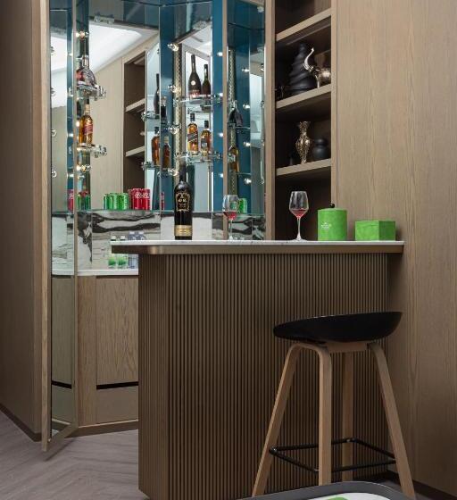 스위트 킹사이즈 침대, Wingate By Wyndham Urumqi Railway Station