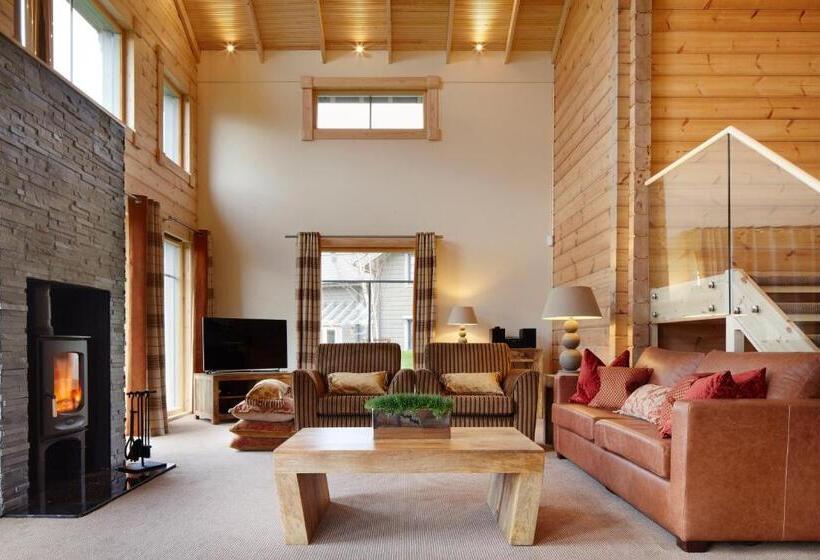 Дом 4 Спальни, Hunter Lodges By Celtic Manor