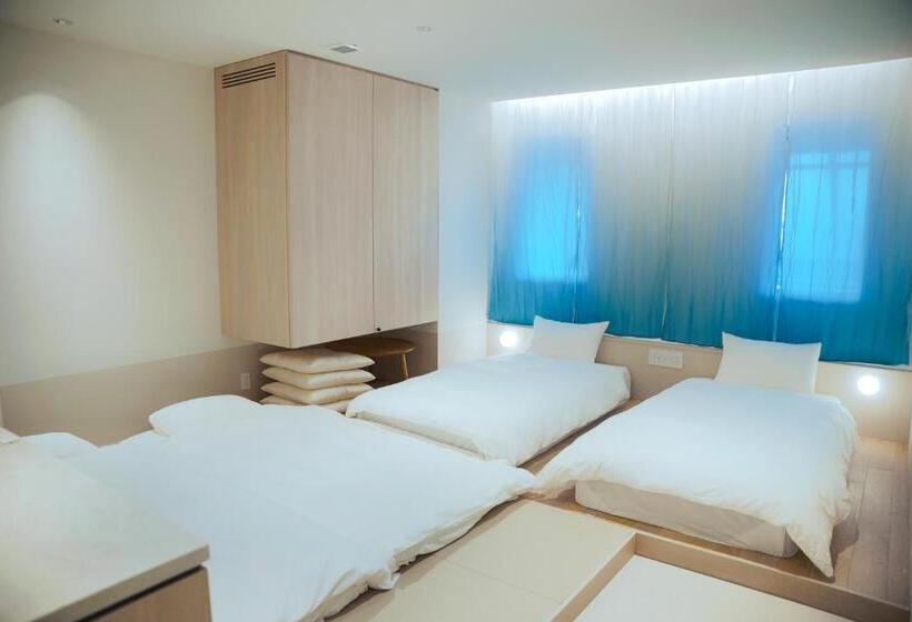 اتاق استاندارد چهار تخته, Sekai Hotel Takaoka