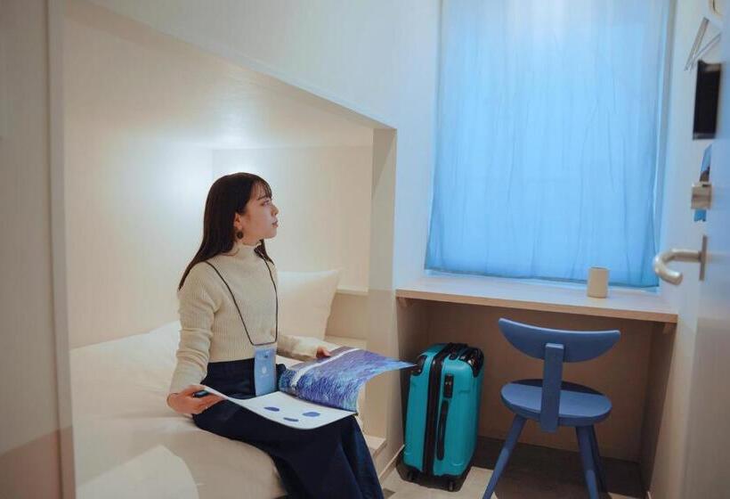 اتاق استاندارد یک نفره, Sekai Hotel Takaoka