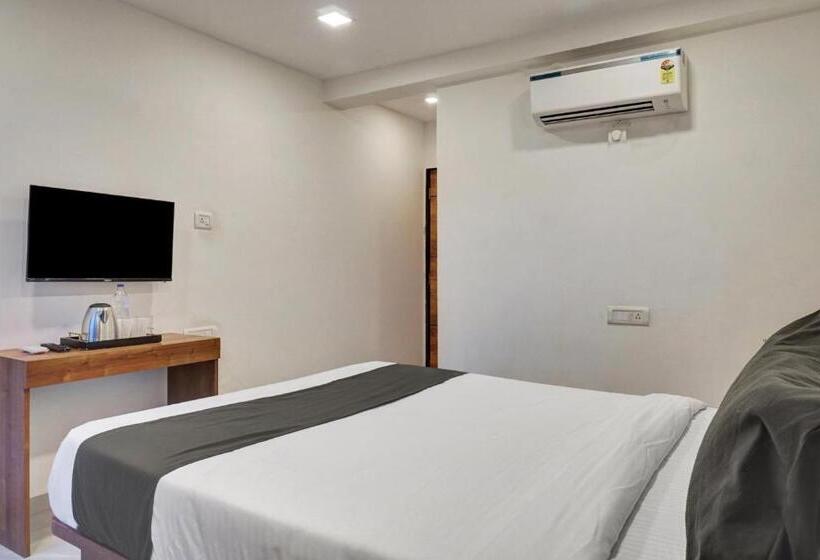 اتاق استاندارد, Oyo R P Hospitality