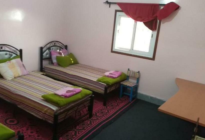 Номер Стандарт Трехместный, Auberge De La Jeunesse