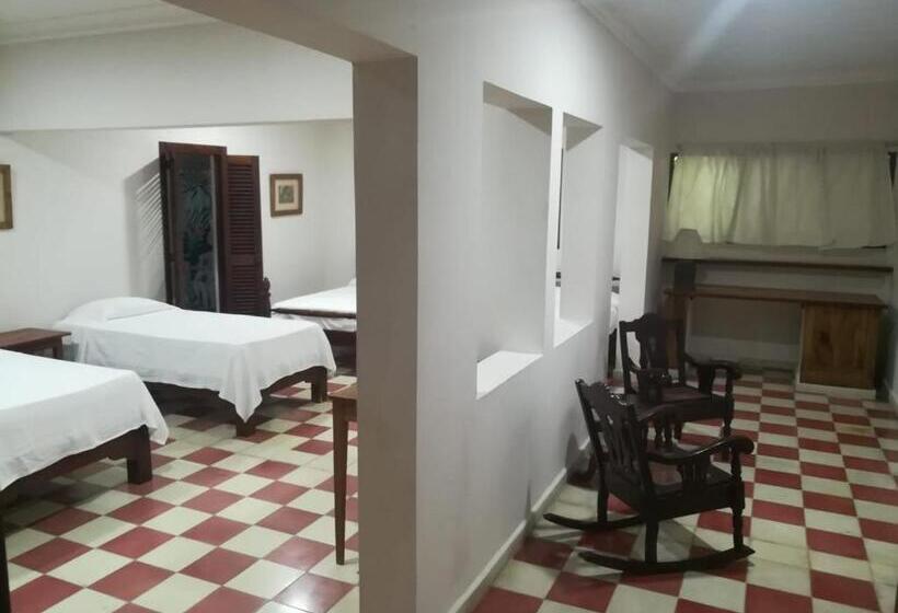 Семейный Номер, Villa Carolina Bed And Breakfast