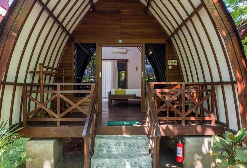 Бунгало Deluxe, Gili Turtle Beach Resort