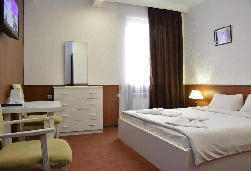 Номер Комфорт, Vayk Hotel And Tourism Center
