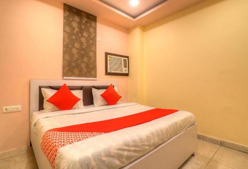 Трехместный Номер Классика, Oyo 67351 Hotel Deep Plaza