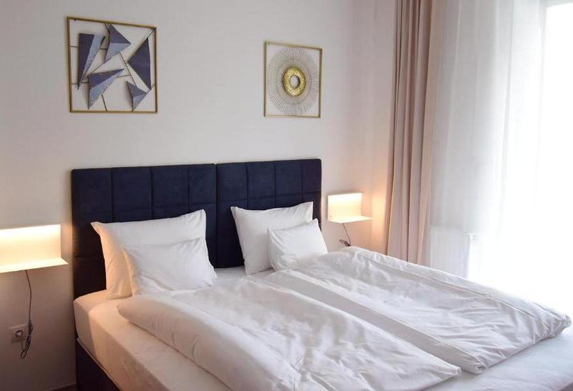 Апартаменты 2 Спальни, Sunset Resort   Lakeside Apartment