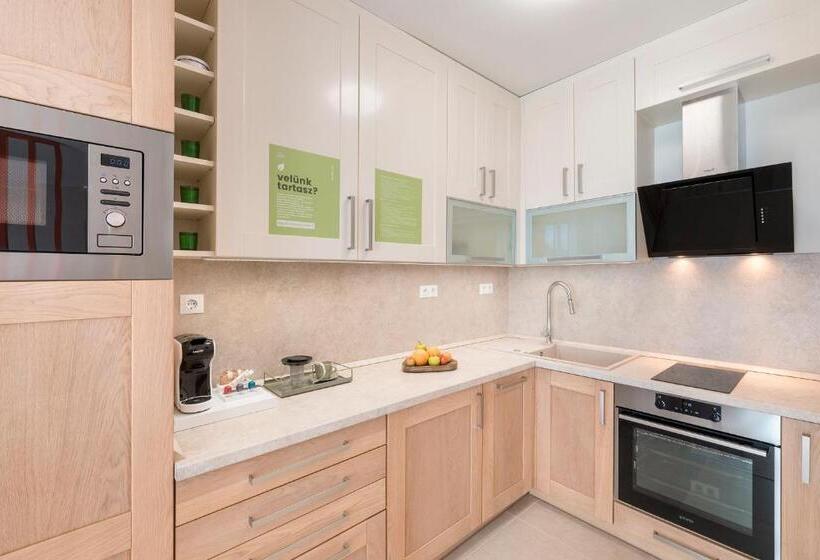 Студия Стандарт, Sunset Resort   Lakeside Apartment