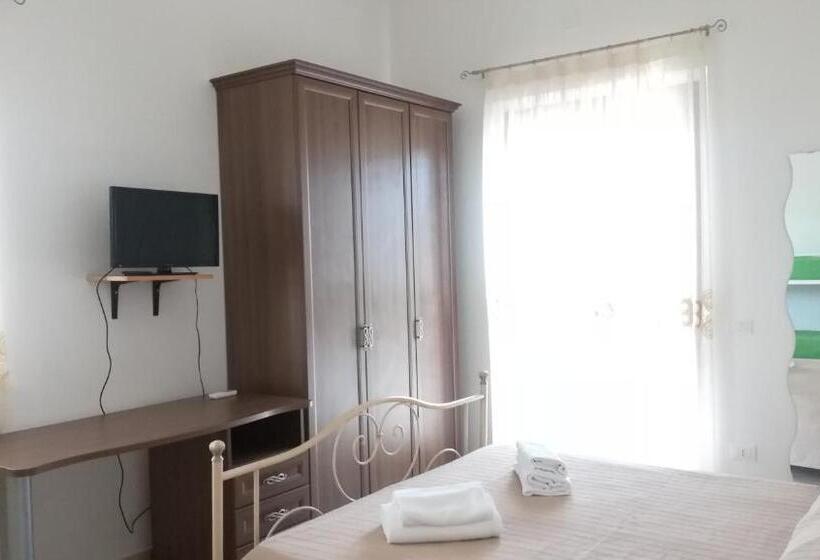 スタンダード４人部屋, Agriturismo Le Pagliere Da Valentino