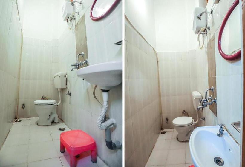 اتاق کلاسیک سه تخته, O Rishabh Guest House