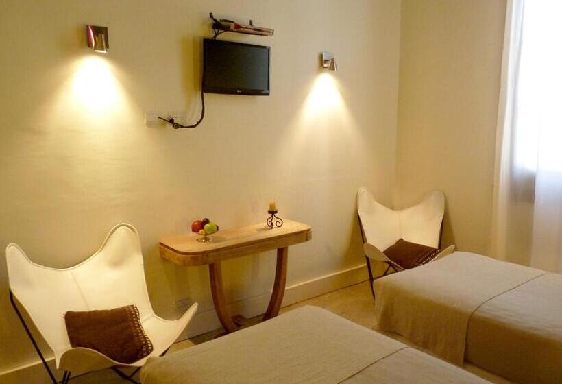 수피리어 룸, Mousai Hotel Boutique
