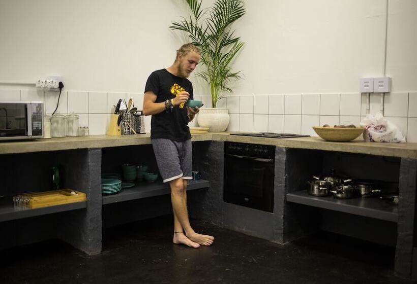 تختخواب در اتاق مشترک, Curiocity Durban   Hostel
