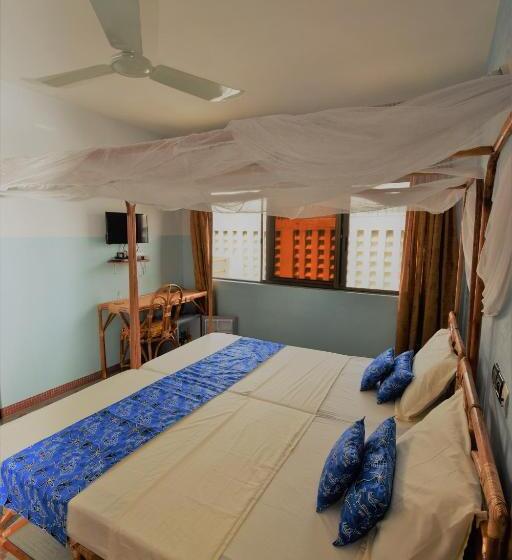 اتاق لوکس, B&b Chez Rita