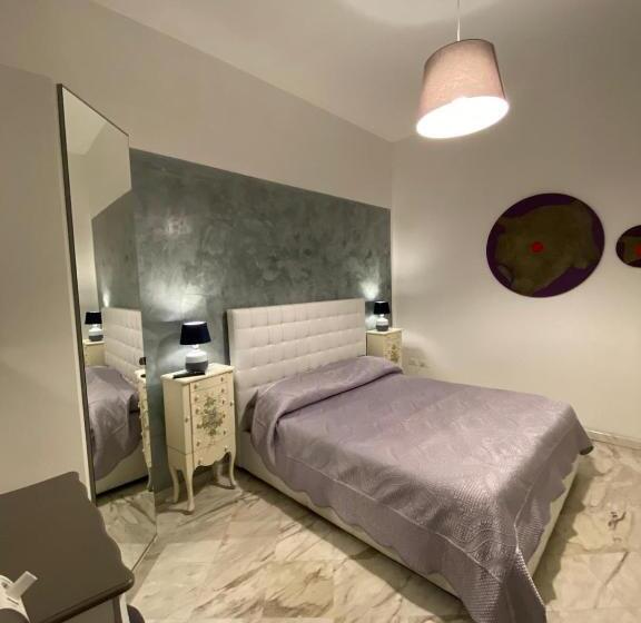 اتاق استاندارد, B&b Mini Hotel Incity Close Train Station And Port