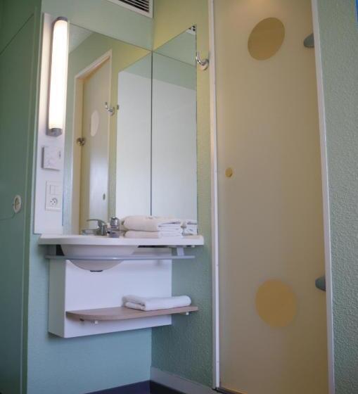 Номер Стандарт, Ibis Budget Narbonne Est