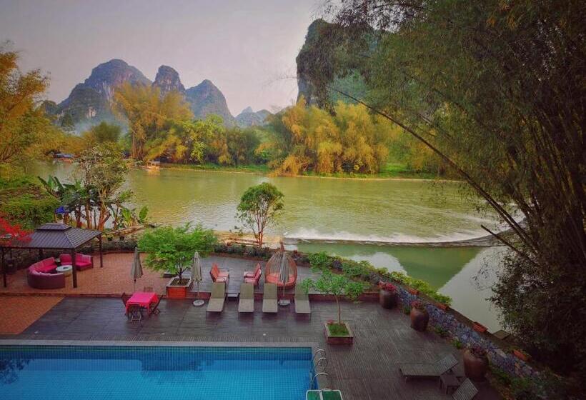 Номер Deluxe с Балконом, The Apsara Lodge