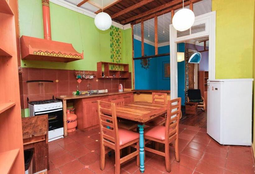 آپارتمان 2 خوابه, Hostal Casa Verde Limón