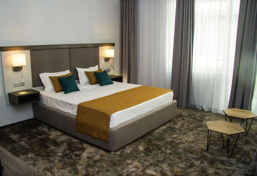 Номер Комфорт, Best Western Plus Premium Inn