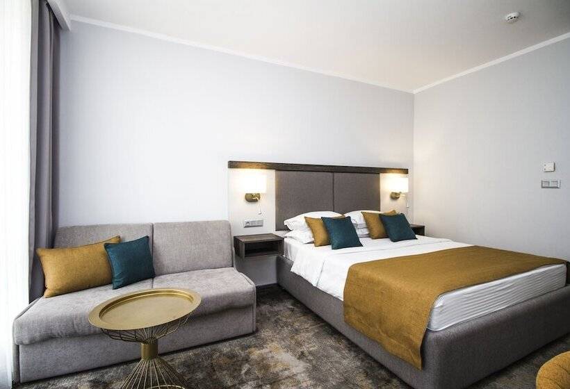 Номер Стандарт Двуспальная Кровать, Best Western Plus Premium Inn