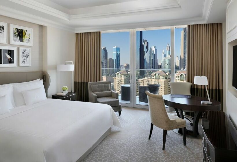 Номер Deluxe, Kempinski The Boulevard Dubai