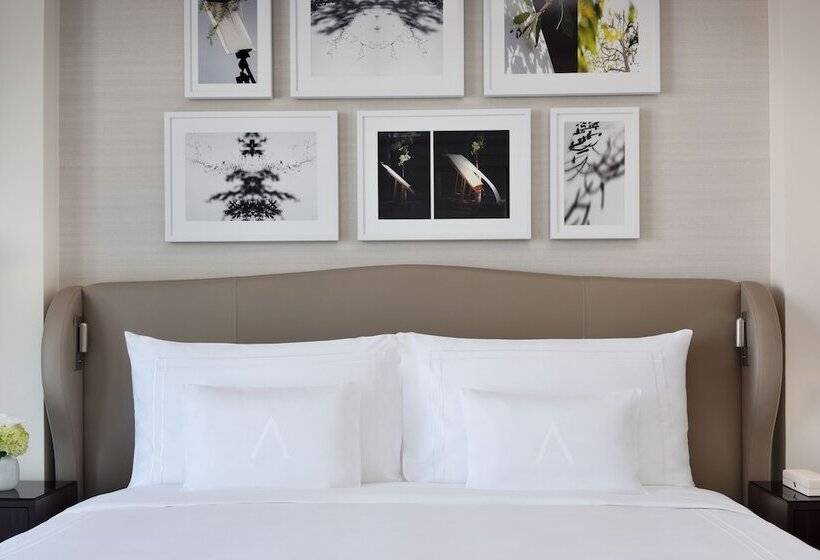 Клубный номер с видом, Kempinski The Boulevard Dubai