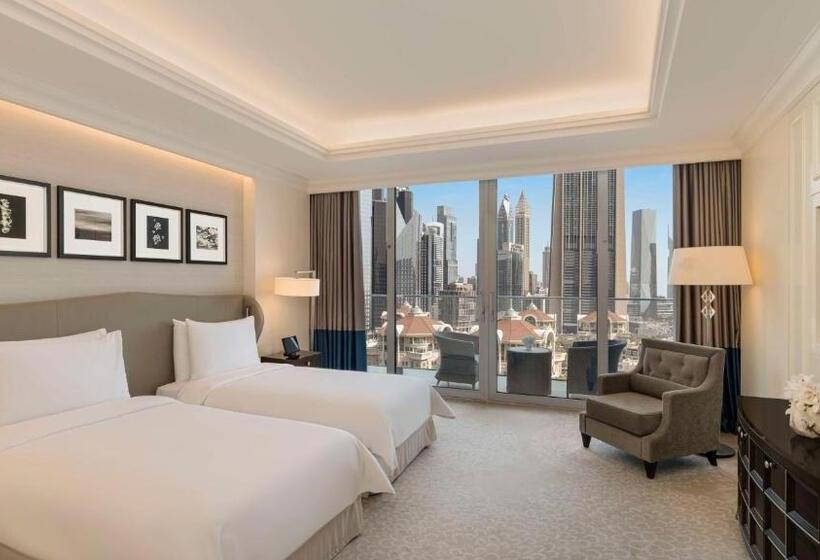 Номер Deluxe, Kempinski The Boulevard Dubai