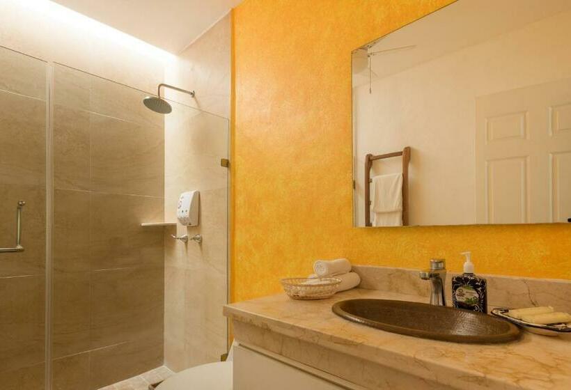 マスタースイートルーム, Casa Lotería  Pueblito Sayulita  Colorful, Family And Relax Experience With Private Parking And Pool
