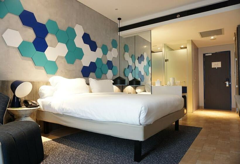 اتاق لوکس, Ibis Styles Batam Nagoya