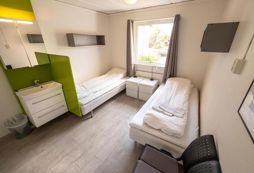 带共用浴室的标准房间, Lofoten Sommerhotell Og Vandrerhjem