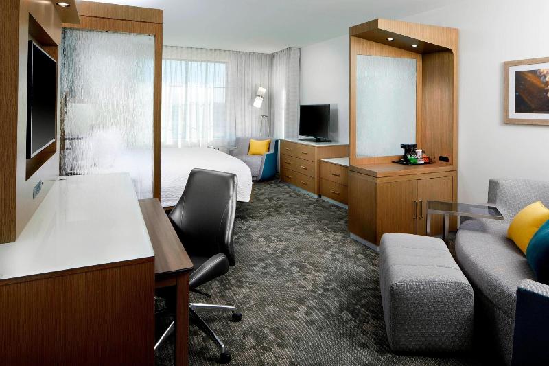 キングサイズベッドのスイートルーム, Courtyard By Marriott Charlotte Fort Mill, Sc