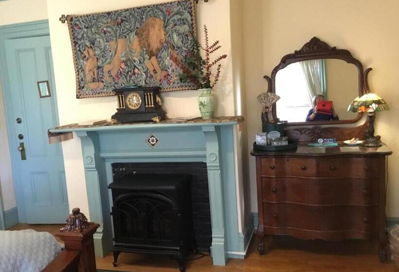 디럭스 룸, Amherst Inn
