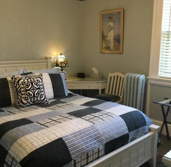 디럭스 룸, Amherst Inn