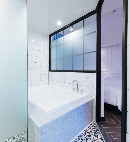 Люкс Повышенной Комфортности, Boutique Hotel Xym Pyeongtaek