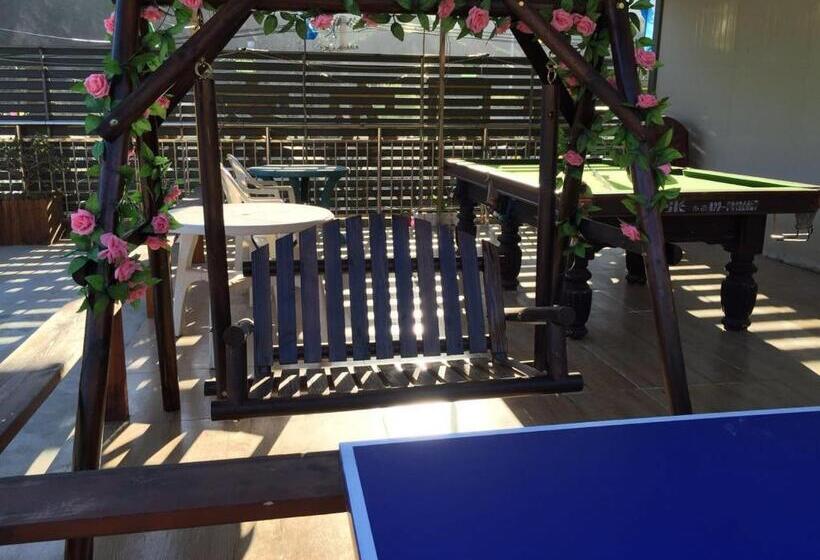 اتاق استاندارد سه نفره, Huangyaguan Great Wall Li Bo Home