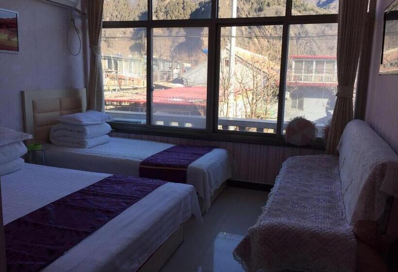 اتاق استاندارد سه نفره, Huangyaguan Great Wall Li Bo Home