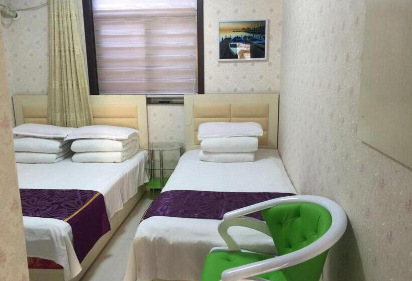 اتاق استاندارد سه نفره, Huangyaguan Great Wall Li Bo Home