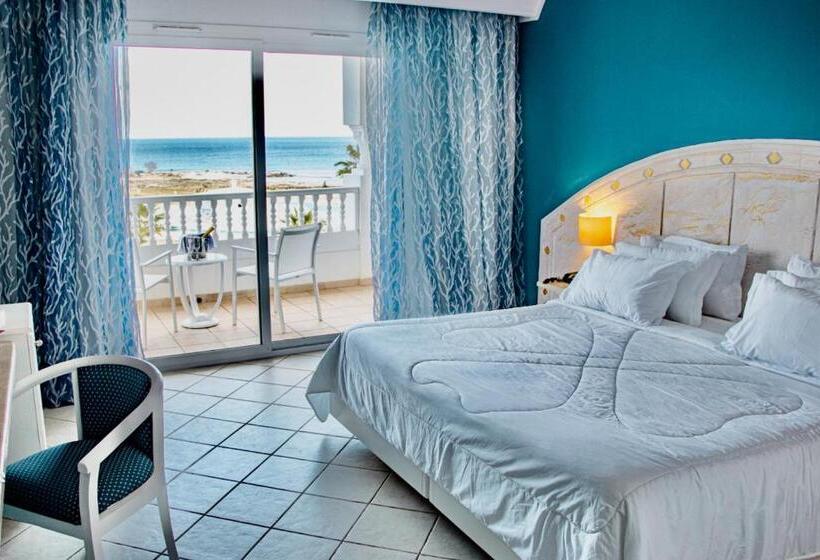 Chambre Quadruple Deluxe, Cap Bon Kelibia Beach Hotel & Spa