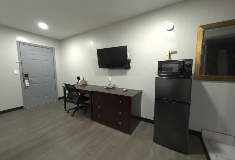 Трехместный Номер Deluxe, Relax Inn Mcgehee