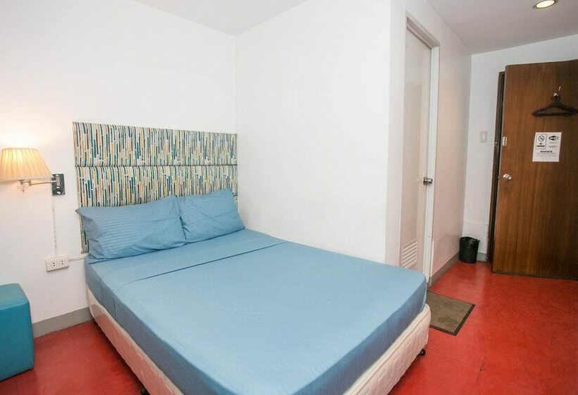 Номер Стандарт, Naps & Maps Hostel