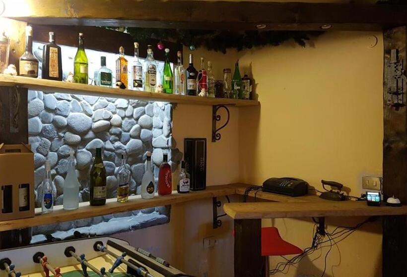 اتاق استاندارد با بالکن, Buio Pesto B&b