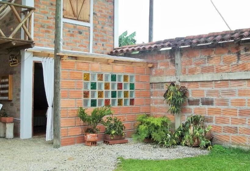 Familjerum, Kantarrana Urbana Jardin