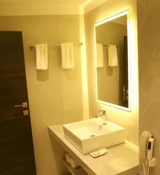行政房间, The Flora Grand, Vasco, Goa