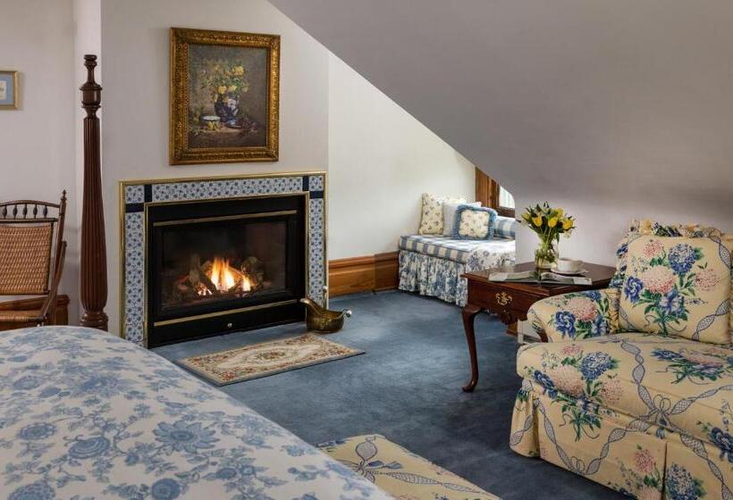 스탠다드 룸 킹사이즈 침대, Mercersburg Inn