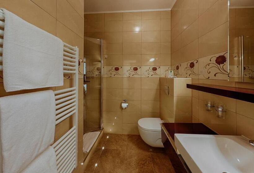 标准三人间, Strandhotel Buckow Resort & Spa Gut Hotels See